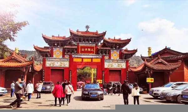 石经寺求什么最灵验