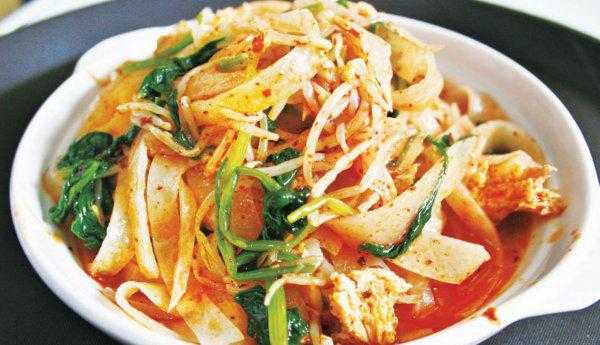 哨子面和臊子面的区别