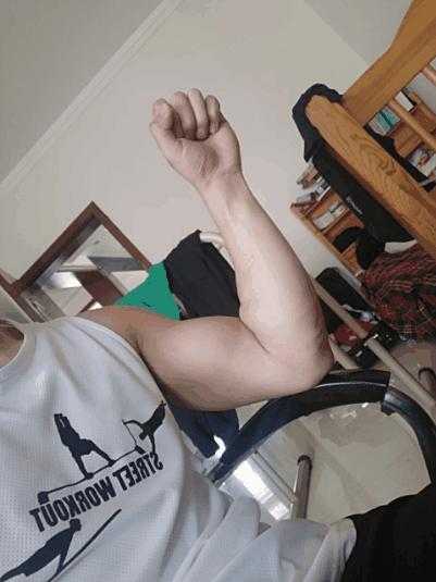 手臂二头肌是什么部位