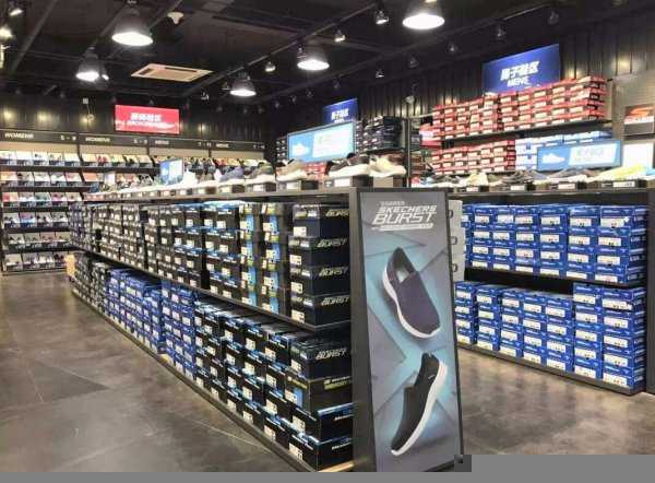 斯凯奇是什么档次的品牌