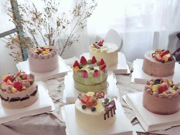 为什么慕斯蛋糕比奶油蛋糕贵