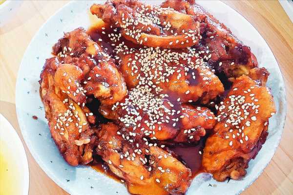 做可乐鸡翅先焯水还是先腌制