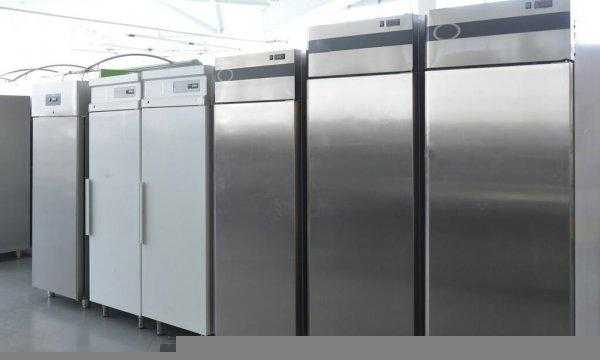 冰箱门关不上没有磁性了怎么办