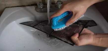 如何清洗空调机上的过滤网