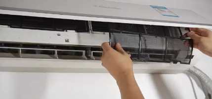 如何清洗空调机上的过滤网