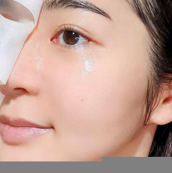 皮肤卡粉浮粉是什么原因