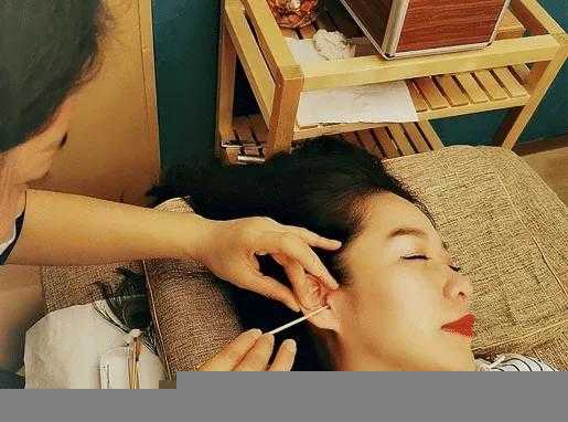 采耳对耳朵有伤害吗