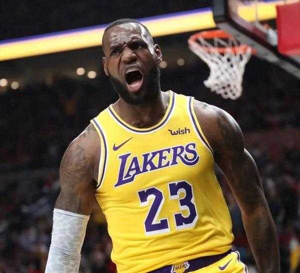 湖人队史十大巨星