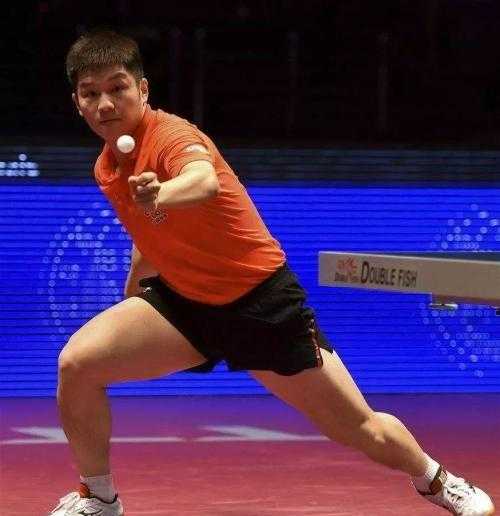 乒乓球接发球不吃球简单方法图片