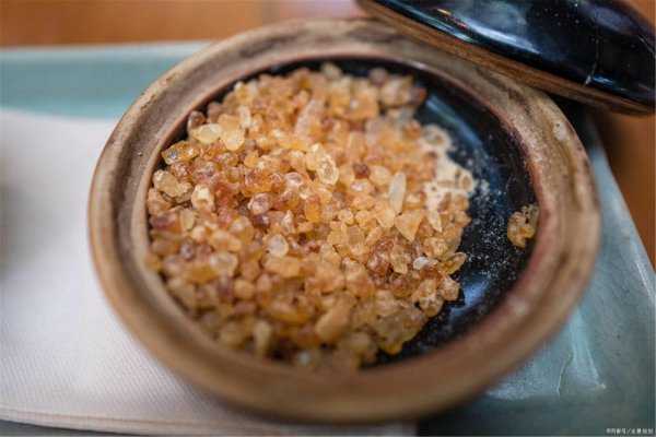 鱼为什么会跳出水面