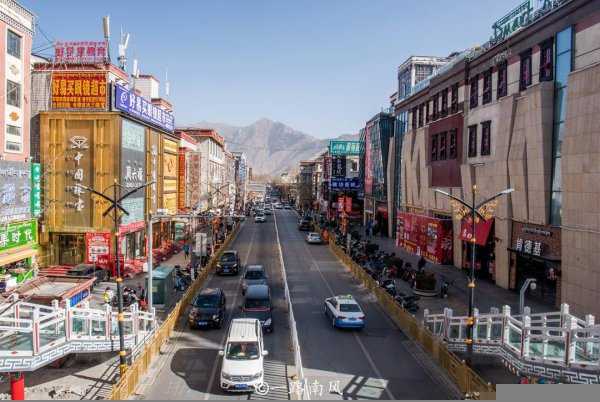 拉萨的海拔是多少米