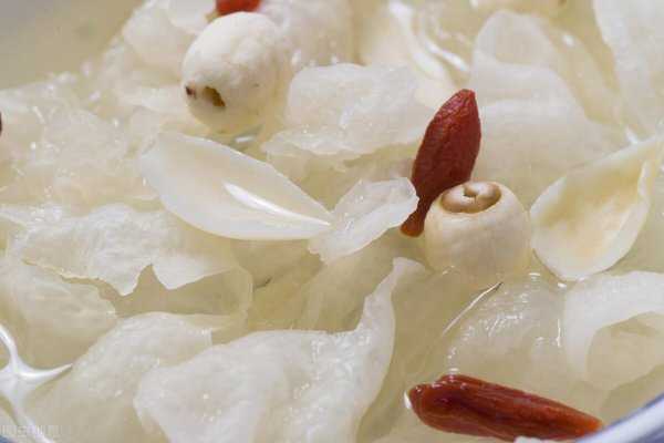 干银耳泡一晚上第二天煮行吗