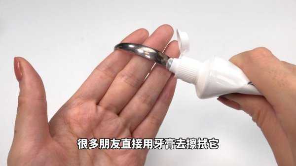 锡纸加盐加开水洗银子有用吗