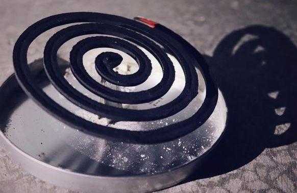 一开灯蚊子就不见了去哪了