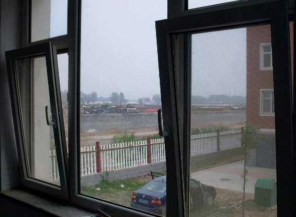 装了内开内倒窗后悔了吗