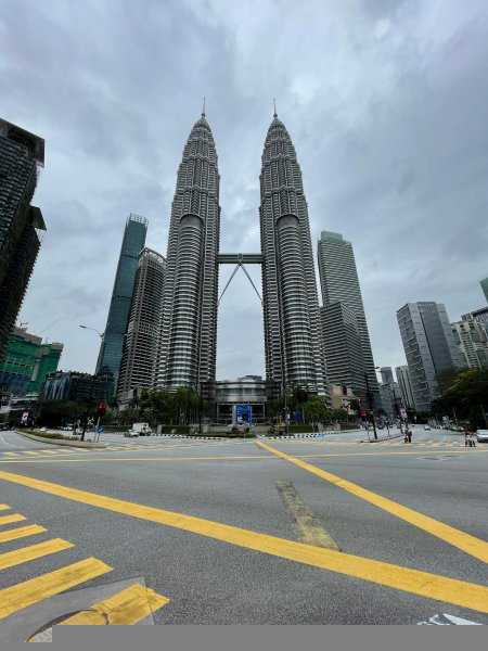 马来西亚比中国富裕吗