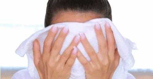 洗面奶和香皂洗脸哪个好