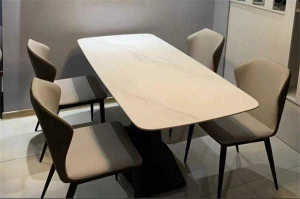 餐桌买什么材质的比较好