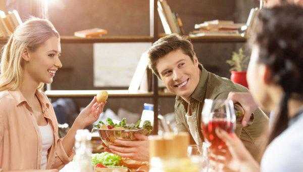 女人该懂的饭局礼仪