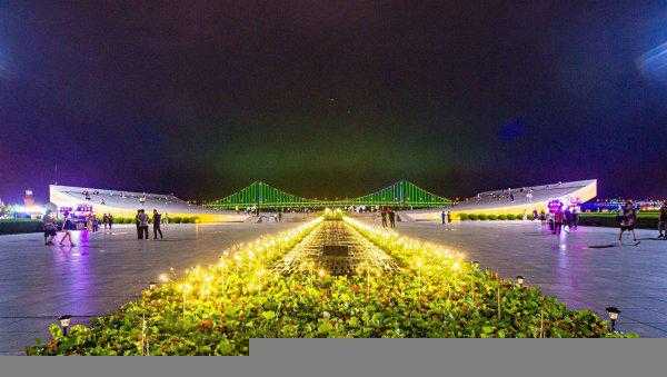 星海广场在大连哪个区