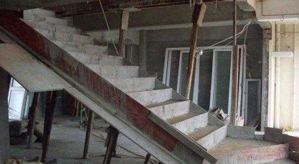 农村自建房2跑楼梯尺寸