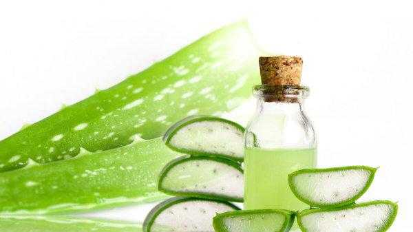 敷完芦荟胶后要洗脸吗