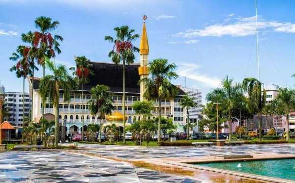 文莱面积和人口多少