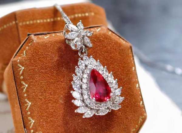 红宝石真假辨别最简单方法