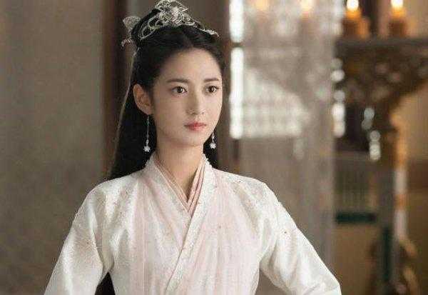 镜双城男主是谁演的