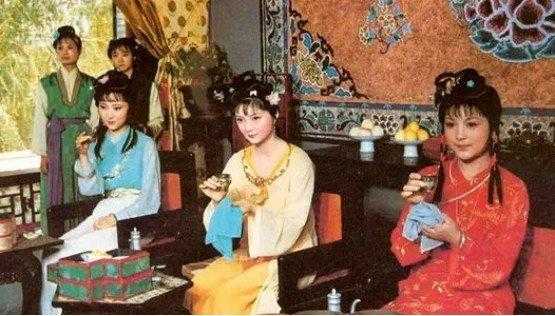 薛宝钗的性格分析