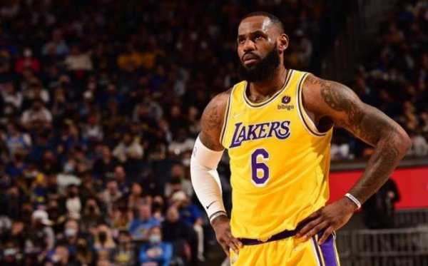 NBA詹姆斯的全名叫什么