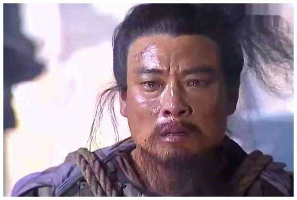 挥泪斩马谡的主人公是谁