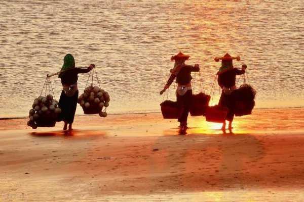 回族人为什么要戴头巾