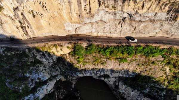 纳雍县属于哪个市