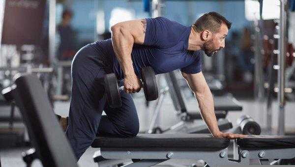 初学哑铃基础动作有哪些