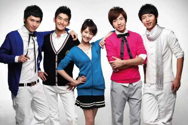 演员郑爽的个人经历介绍