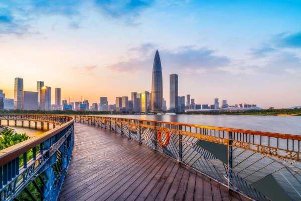 深圳和上海哪个更发达